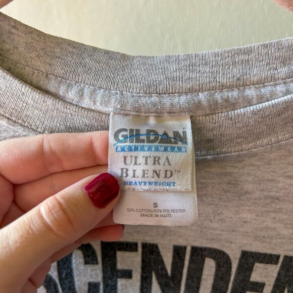 Vintage 90s / Early 2000s Y2K Descendents Milo Goes To College Grey Band Tee - Picture 3 of 4